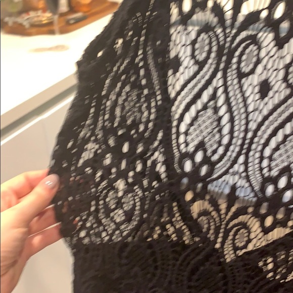 Crocheted shorts one piece - Picture 2 of 4